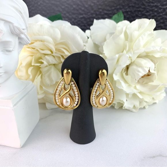 Vintage Napier Gold Tone Faux Seed Pearl Dangle Earrings - Picture 5 of 9